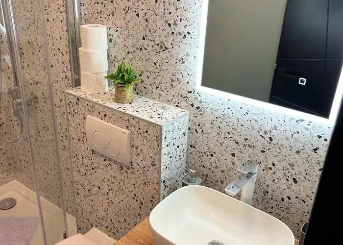 Versi Old Town Apartman