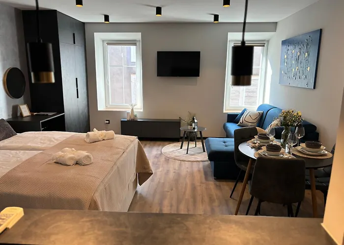 Apartman Versi Old Town